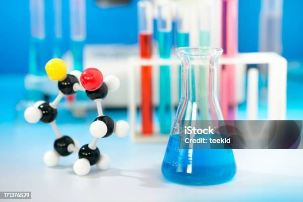 과학적이다 Lab 0명에 대한 스톡 사진 및 기타 이미지 - 0명, 과학, 사진-이미지