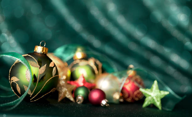 istock Elegant Christmas Arrangement 171377298