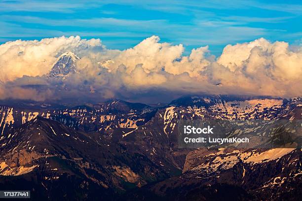 No Pôr Do Sol Paisagem Alpes - Fotografias de stock e mais imagens de Alpes Europeus - Alpes Europeus, Amanhecer, Anoitecer