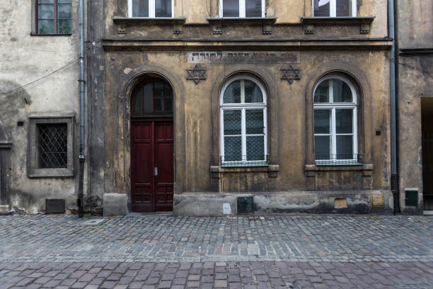 istock Building in Kazimierz district, Krakow 171377815
