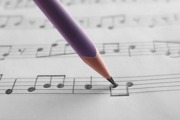 紙に鉛筆で音符を書く、接写 - sheet music music musical staff paper ストックフォトと画像