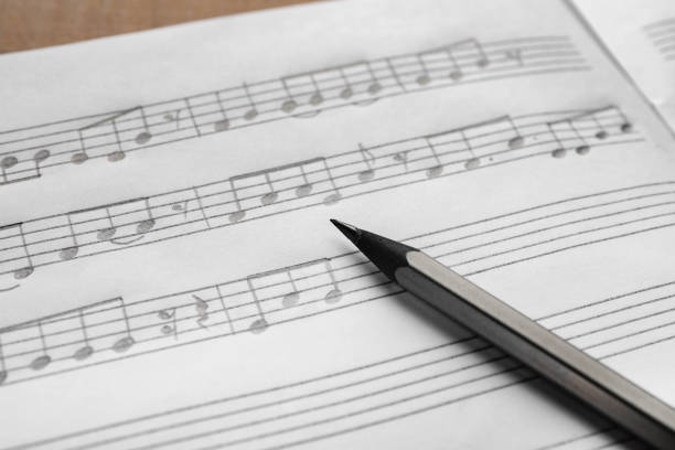 音符と鉛筆のシート、接写図 - sheet music music musical staff paper ストックフォトと画像