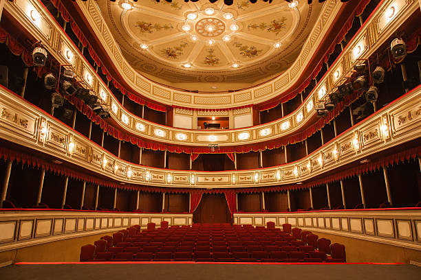 teatro clásico - stage theater theatrical performance curtain seat fotografías e imágenes de stock