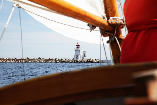 nova scotia lighthouse - rope rigging nautical vessel day stock-fotos und bilder