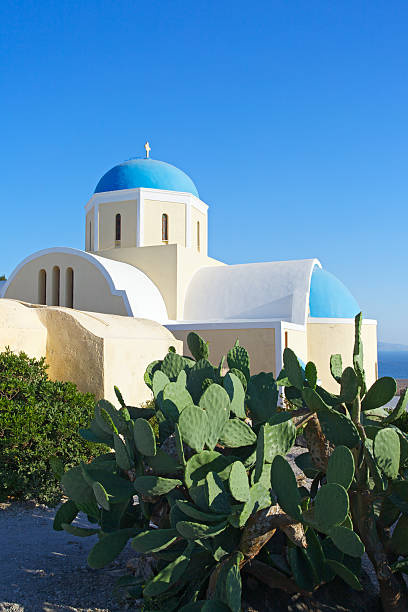 istock Greek Orthodox church in Oia 171384416