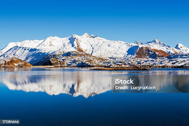 Frühling Im Mountain Lake Stockfoto und mehr Bilder von Alpen - Alpen, Berg, Berggipfel