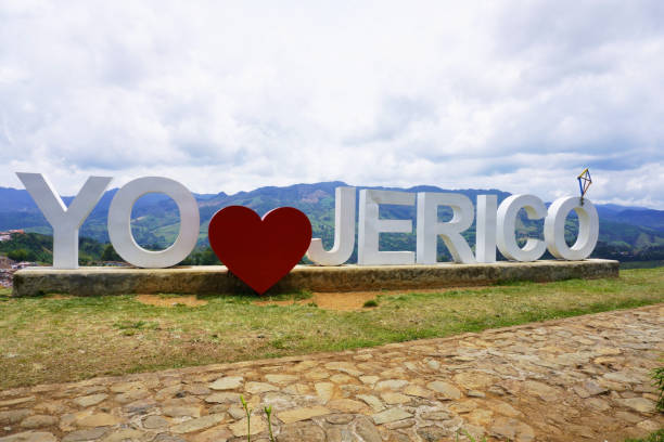 istock Tourist sign 1714119627