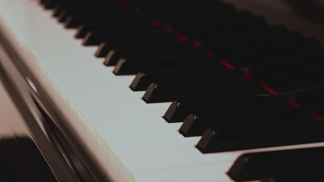 Automated self playing piano