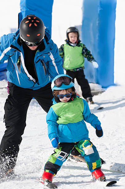 istock Ski school for little children 171450671
