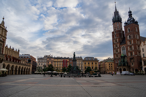 Picture of the St. Mary's Basilica in Krakow city center in the morning