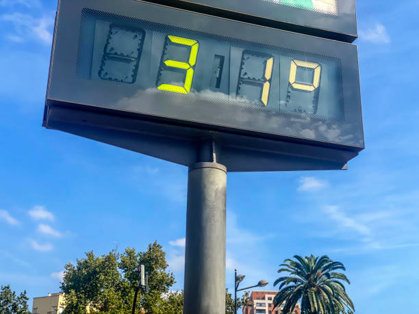 istock 31 degrees celsius in the city 1714721340