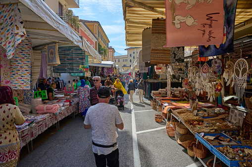 Thursday is always market day in the city Trento. Trento houses one of the biggest street market places in the region Trentino. It is popular as well for tourists as for locals to shop good offers in the street.