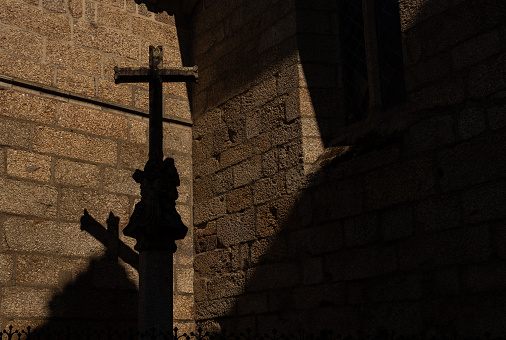 UNESCO World Heritage, The Salado Monument (Padrao do Salado) and the Gothic Crucifix in Oliveira Square, Guimaraes, Portugal.