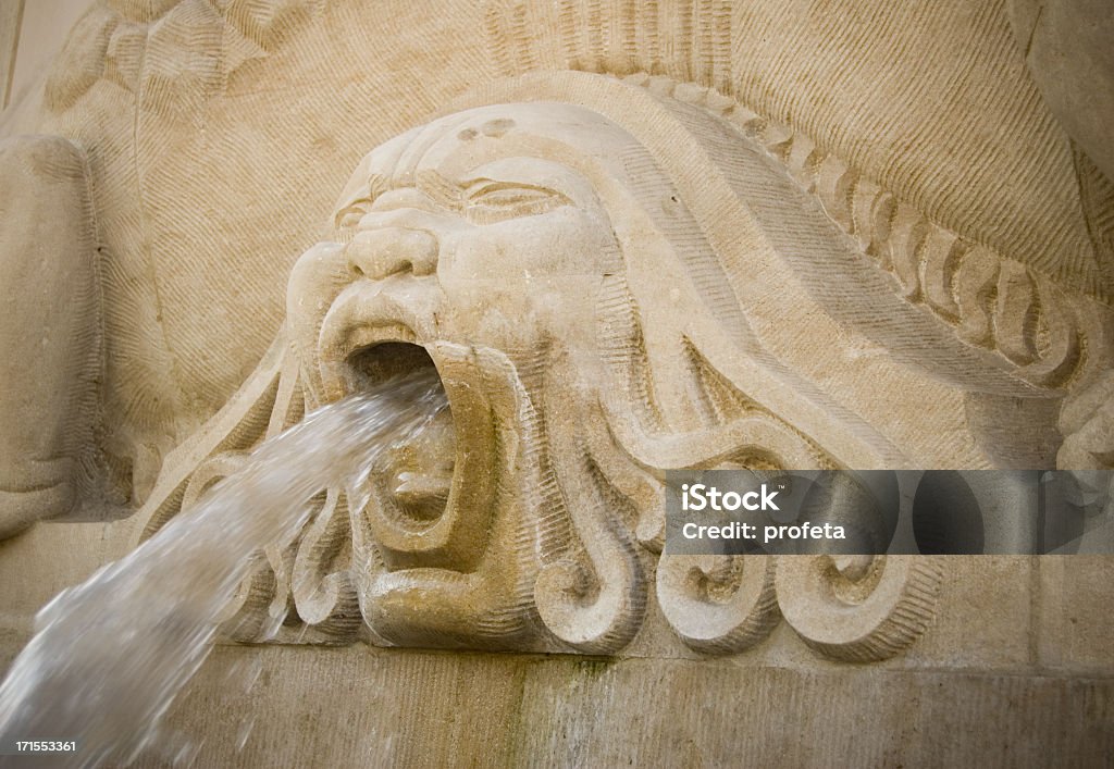 Stone Gargouille - Photo de Eau libre de droits