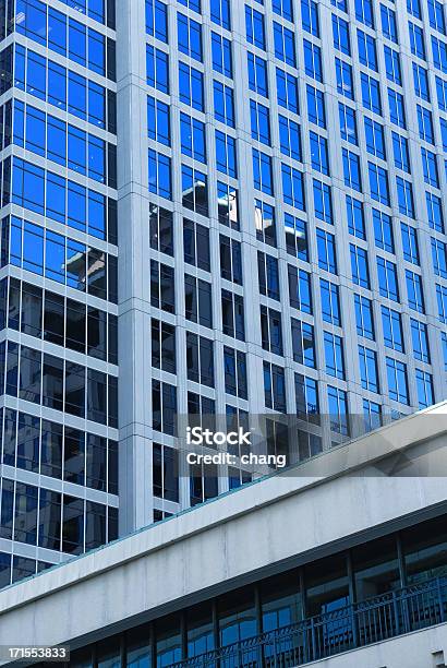 Foto de Edifício De Vidro Azul e mais fotos de stock de Centro da cidade - Centro da cidade, Fort Lauderdale, Apartamento