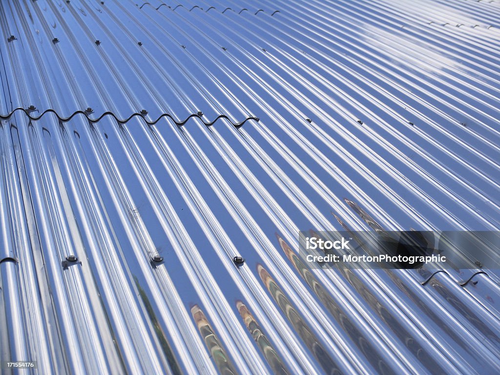 Corrugated rostfreiem Stahl Hintergrund - Lizenzfrei Biegung Stock-Foto