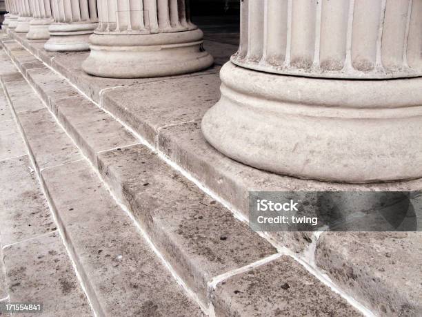 Lange Säulen Stockfoto und mehr Bilder von Baustelle - Baustelle, Griechenland, Alt