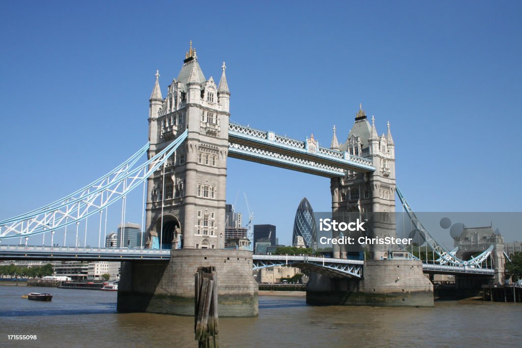 Tower Bridge - Foto de stock de Ciudades capitales libre de derechos