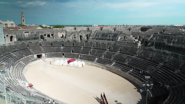 Nîmes arenas from the empty interior in broad daylight