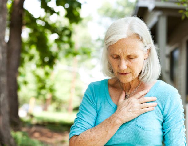 istock Senior with Chest Pain 171555502