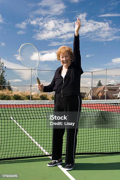 Champion Jugador De Tenis Foto de stock y más banco de imágenes de Actividad - Actividad, Actividades y técnicas de relajación, Adulto