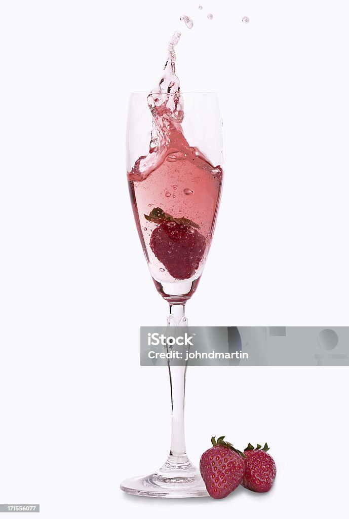 Rosa Champagner und Erdbeeren - Lizenzfrei Erdbeere Stock-Foto