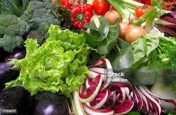 Assortimento Di Verdure Fresche - Fotografie stock e altre immagini di Abbondanza - Abbondanza, Alimentazione sana, Anice