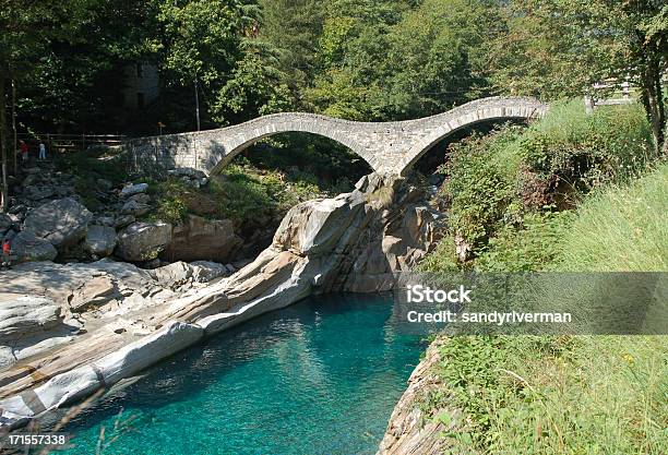Antike Brücke Stockfoto und mehr Bilder von Valle Verzasca - Valle Verzasca, Alpen, Biegung