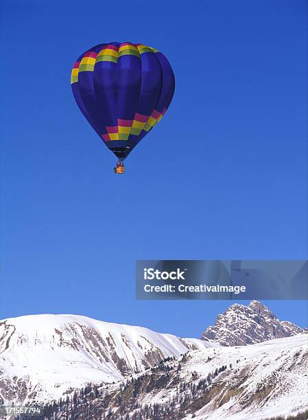На Воздушном Шаре — стоковые фотографии и другие картинки Воздушный шар - Воздушный шар, Швейцария, Брызги