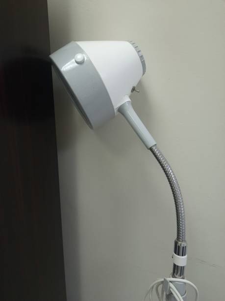 istock A tired electric lamp ! 1715688543