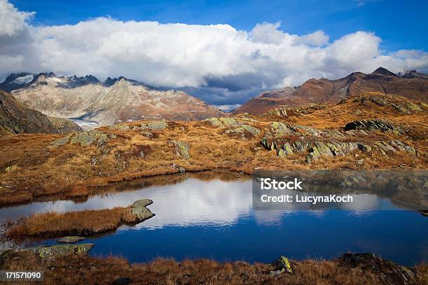 Herbst Auf Die Berge Stockfoto und mehr Bilder von Alpen - Alpen, Berg, Berggipfel