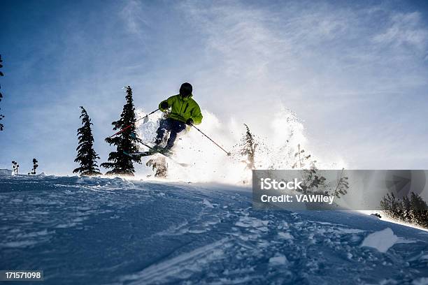 Катание На Лыжах — стоковые фотографии и другие картинки Telemark Skiing - Telemark Skiing, X Games, Атлет