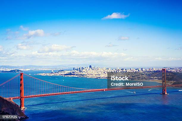 San Francisco E Il Ponte Golden Gate - Fotografie stock e altre immagini di Golden Gate - Golden Gate, Veduta aerea, Orizzonte urbano