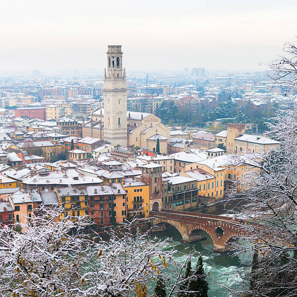 verona im winter - verona italy bridge ponte pietra italy stock-fotos und bilder