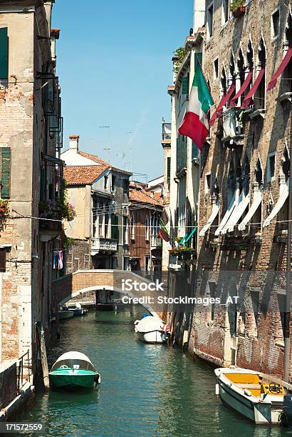 Herrliche Stockfoto Von Einem Venezianischen Alley Stockfoto und mehr Bilder von Alt