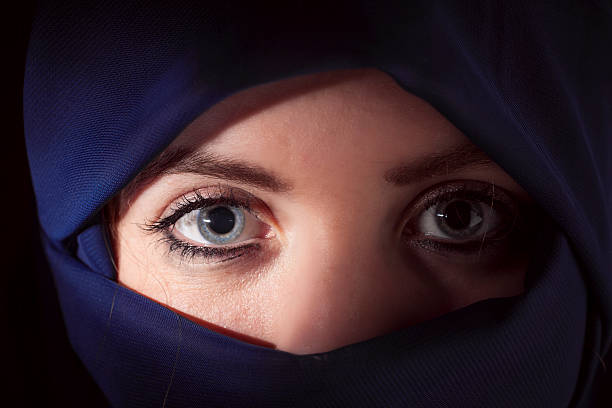 istock Frightened Eyes In A Blue Headscarf 171574177