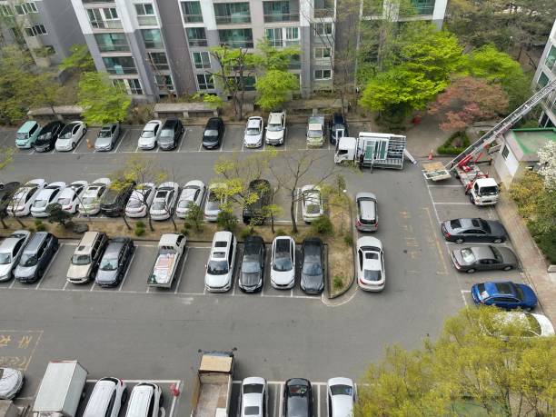 istock korea, apartment, apartment parking lot 1715752113