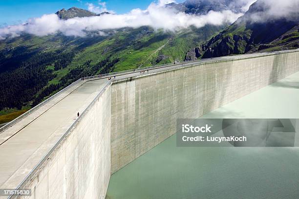 Grande Dixence Stockfoto und mehr Bilder von Schweizer Alpen - Schweizer Alpen, Wasser, Alpen