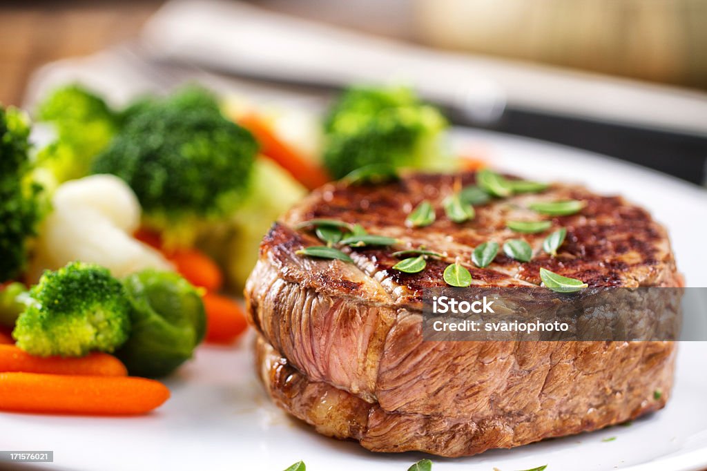 Филе говядины с овощи - Стоковые фото Бальзамический уксус роялти-фри