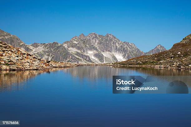 Alpine Landschaft Stockfoto und mehr Bilder von Alpen - Alpen, Berg, Berggipfel