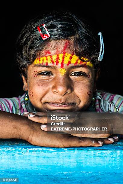 Photo libre de droit de Indian Femme Enfant banque d'images et plus d'images libres de droit de Enfant - Enfant, Oeil humain, Pauvreté