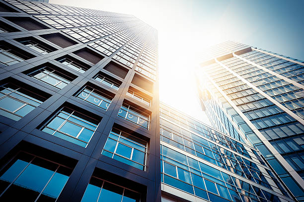 istock Office skysraper in the sun 171578601