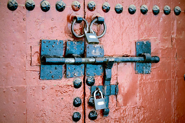 istock Old metal door and locks 171578721