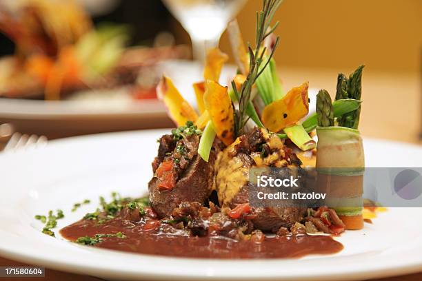 Foto de Jantar Sofisticado e mais fotos de stock de Aspargo - Aspargo, Bife, Comida e bebida