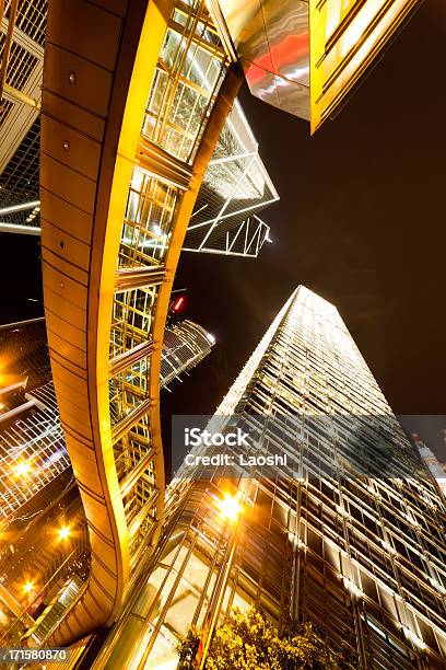 Photo libre de droit de Hong Kong Dans La Nuit banque d'images et plus d'images libres de droit de Néon - Néon, Industrie du bâtiment, Photographie