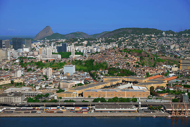 港区のリオデジャネイロ - downtown district brazil rio de janeiro clear sky ストックフォトと画像