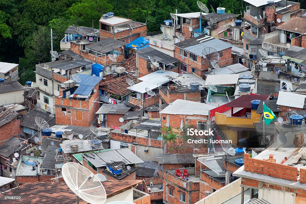 Favelas in Rio de Janeiro mit TV-Antennen-führen darf - Lizenzfrei Favela Stock-Foto