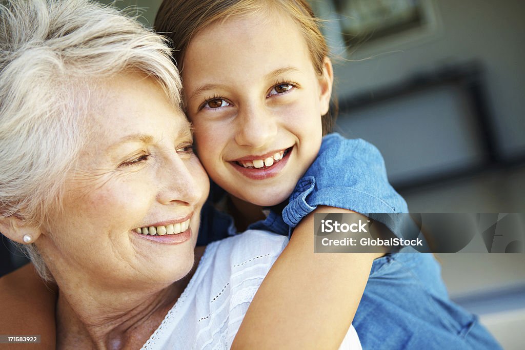 "Meu gran significa o mundo para mim" - Foto de stock de Avó royalty-free