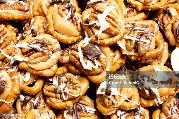 Foto de Os Cookies e mais fotos de stock de Chocolate - Chocolate, Pretzel, Biscoito