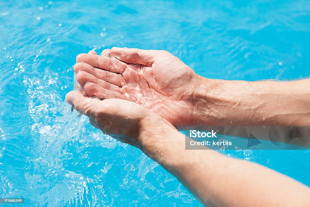 Klare blaue Wasser - Lizenzfrei Schwimmbecken Stock-Foto